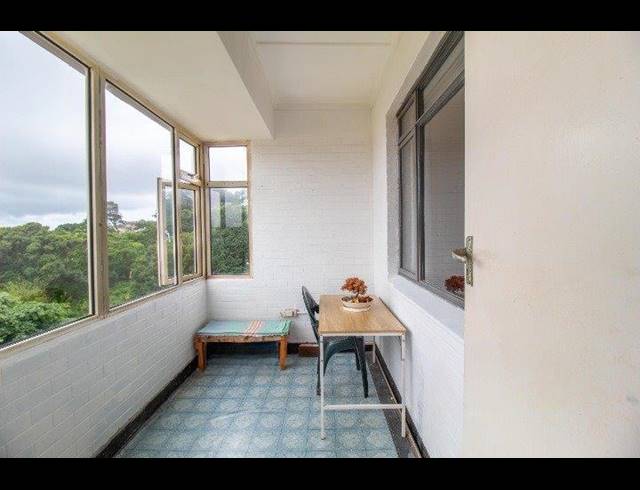 2 BEDROOM FLAT FOR SALE IN BLUFF